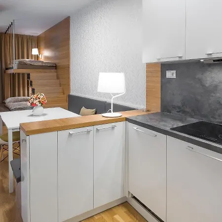 And Medvedin Lägenhet