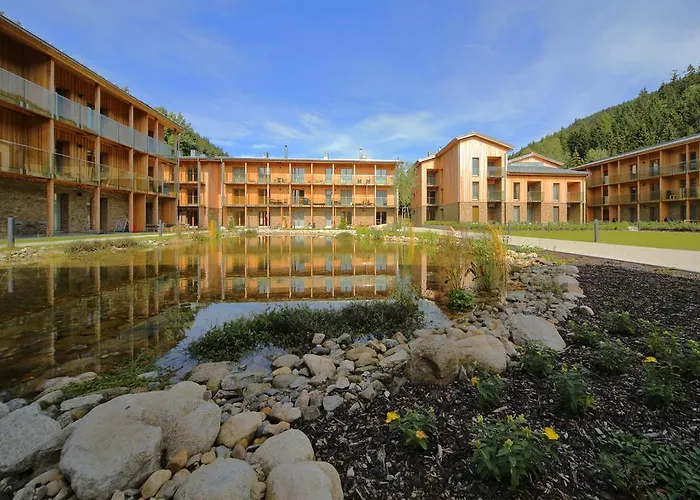 شقة And Medvedin *